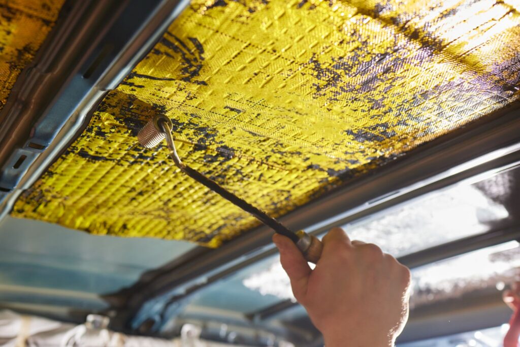 auto lae mürasummutus heliisolatsioonimatt paigaldus